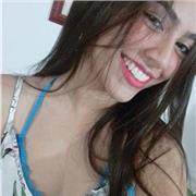 Profesora de filosofía imparte clases a niños hasta 14 años